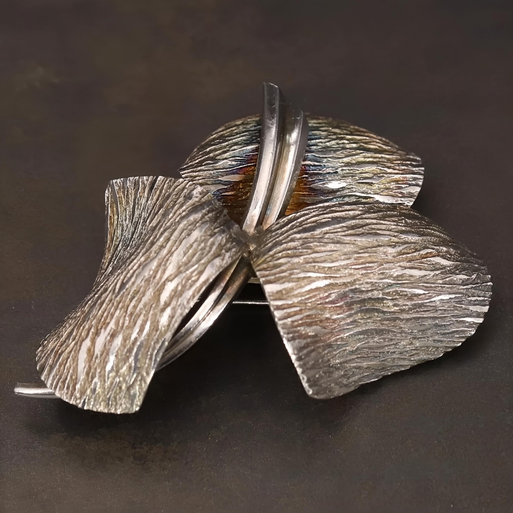Vintage Kollmar & Jourdan 935 Silver Textured Flower Brooch Pin